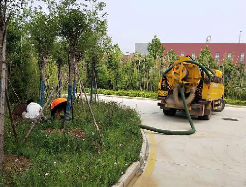 管道疏通作业现场